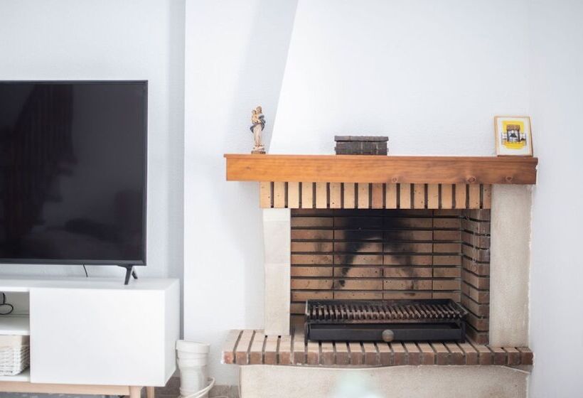 Semi Detached House 2