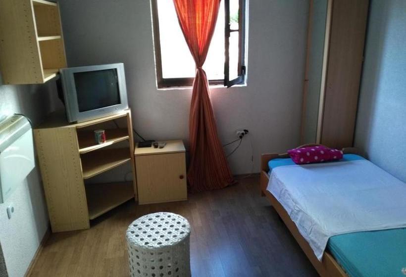 Apartments By The Sea Mastrinka, Ciovo   15226