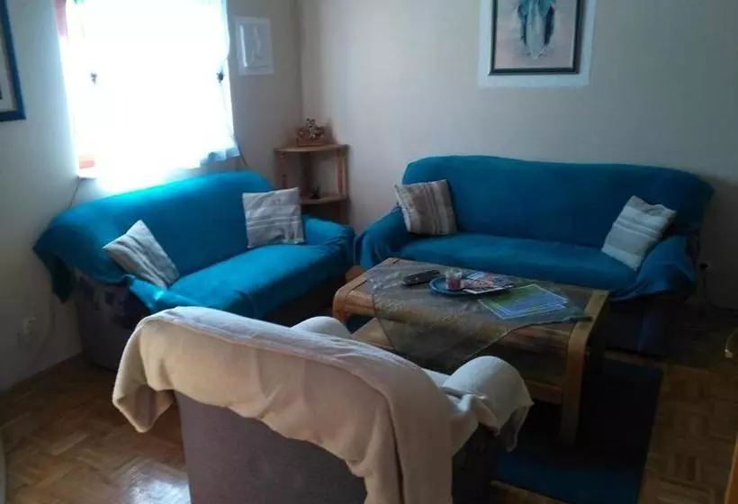 Apartments By The Sea Mastrinka, Ciovo   15226