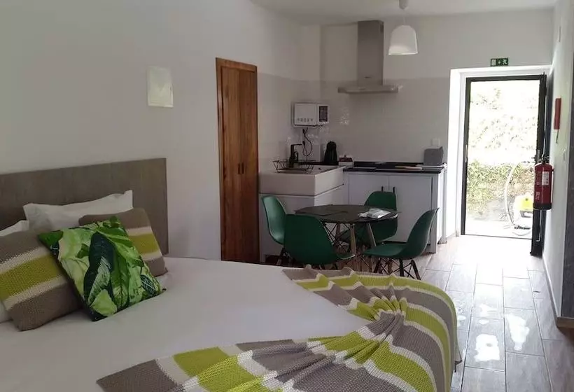 Casa Dos Lagos   Rral Nº 2187