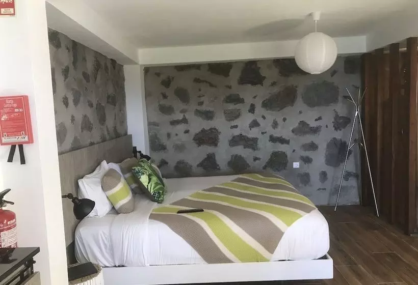 Casa Dos Lagos   Rral Nº 2187