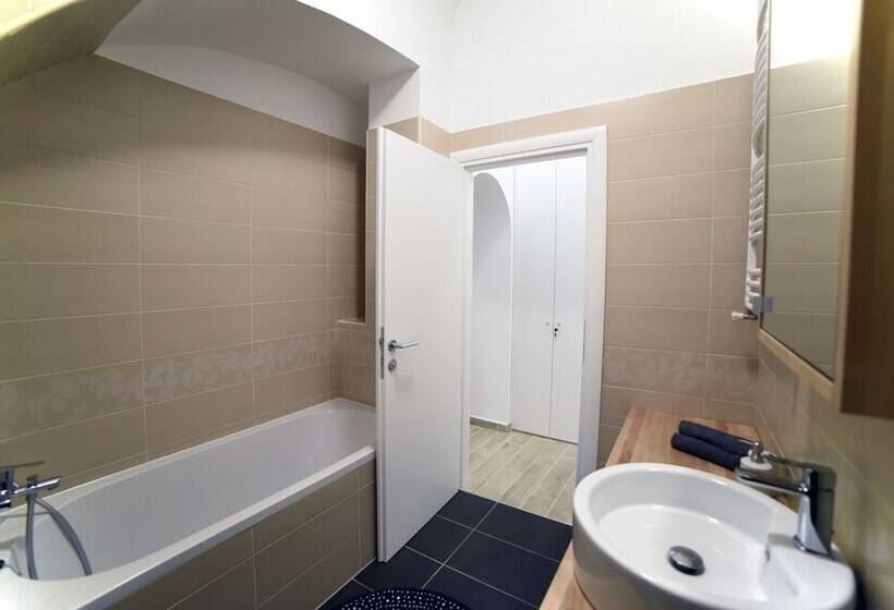 Downtown Zagreb Apartments