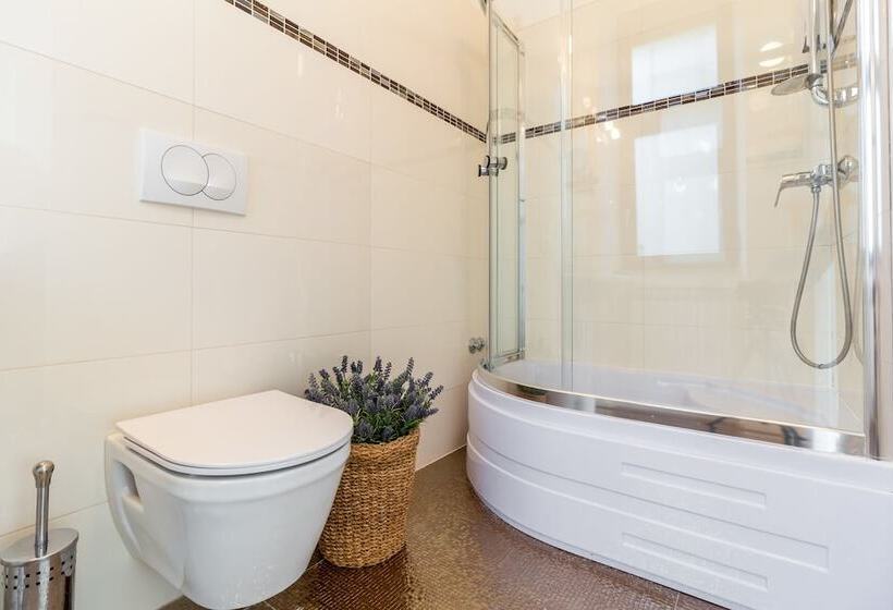 Downtown Zagreb Apartments