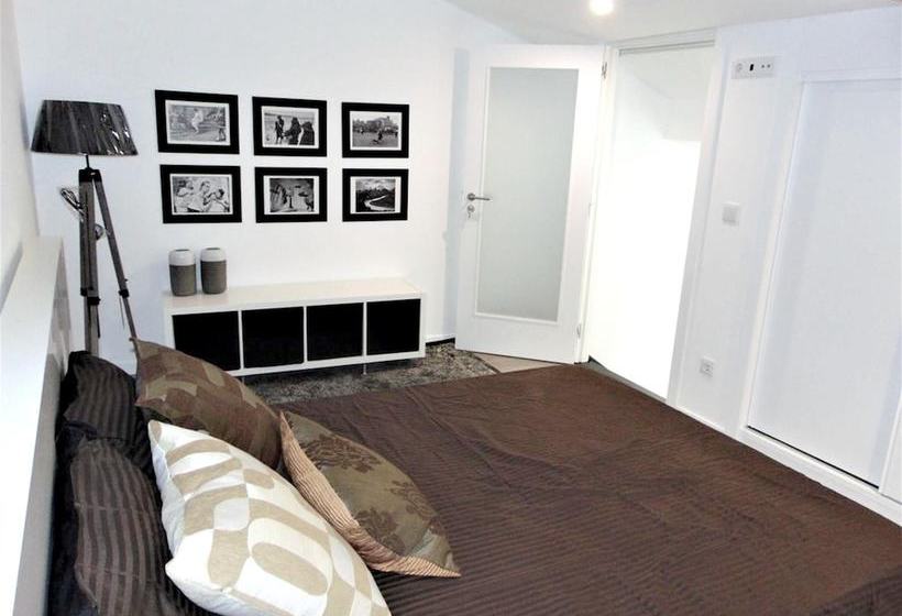 3 Bedrooms House With Garden At Salzedas