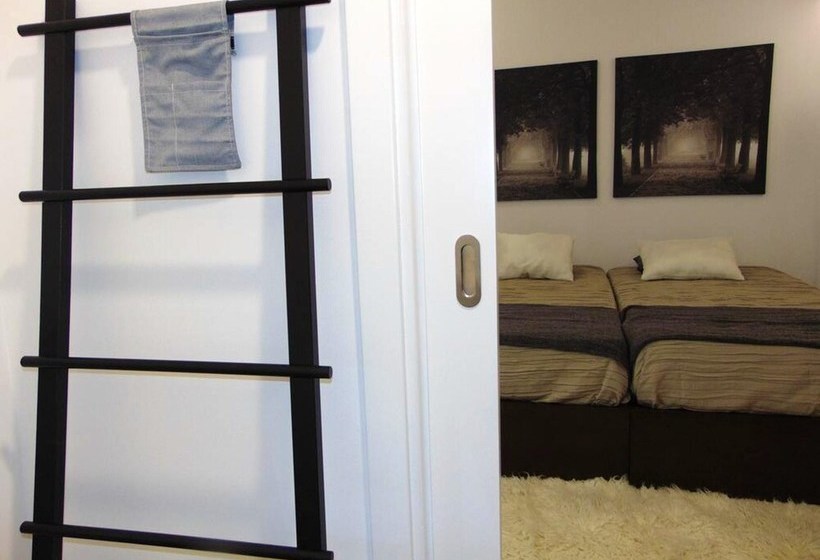 3 Bedrooms House With Garden At Salzedas