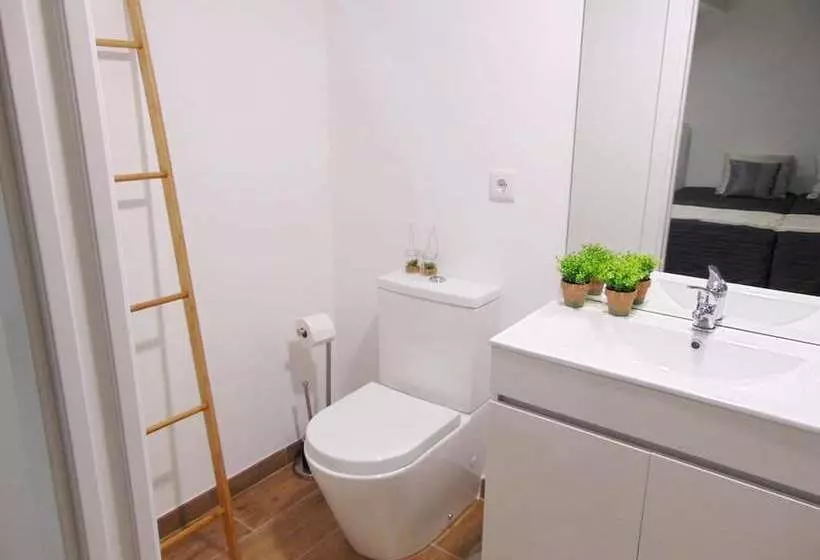 3 Bedrooms House With Garden At Salzedas