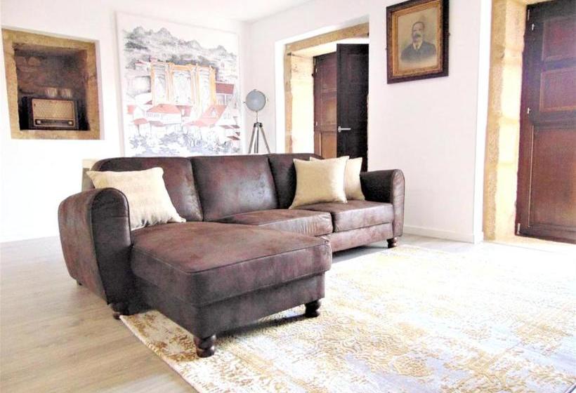 3 Bedrooms House With Garden At Salzedas