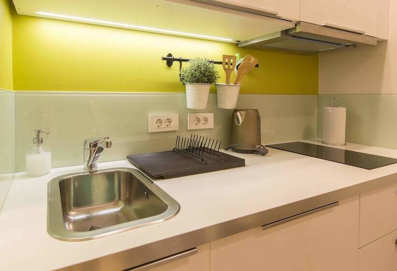 Miró Studio Apartments Zagreb