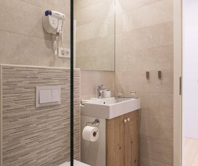 Miró Studio Apartments Zagreb