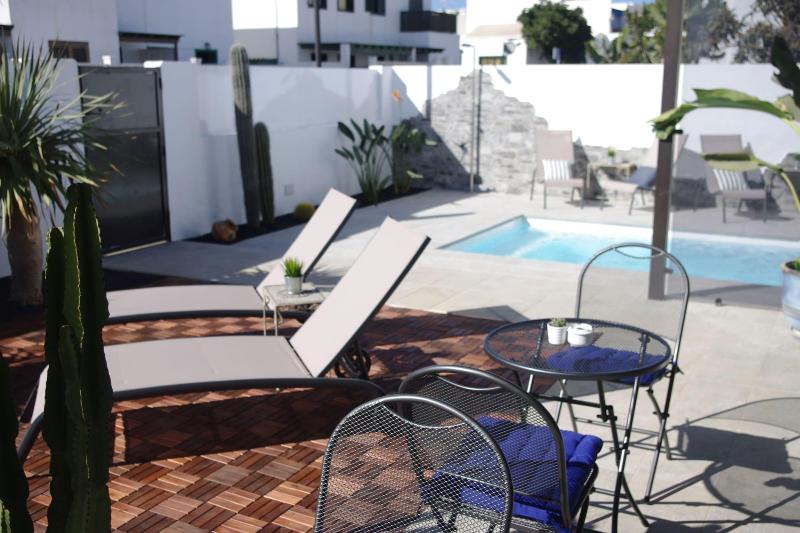 بنسيون Magma Rooms Playa Honda