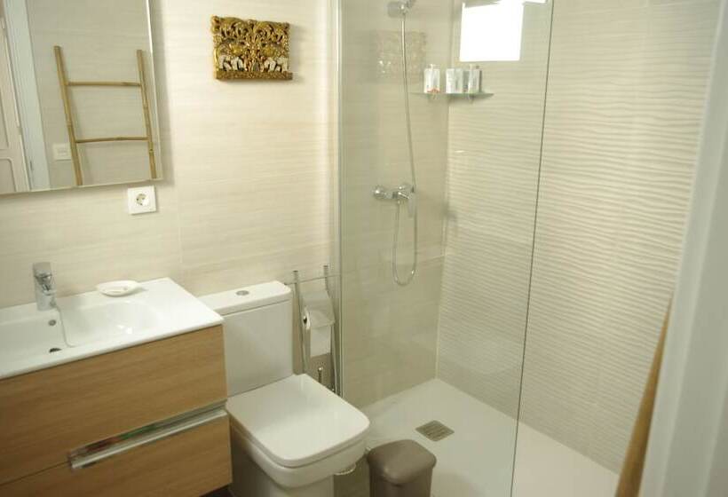 بنسيون Magma Rooms Playa Honda