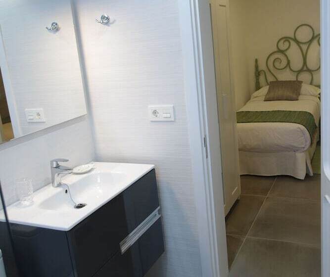 بنسيون Magma Rooms Playa Honda