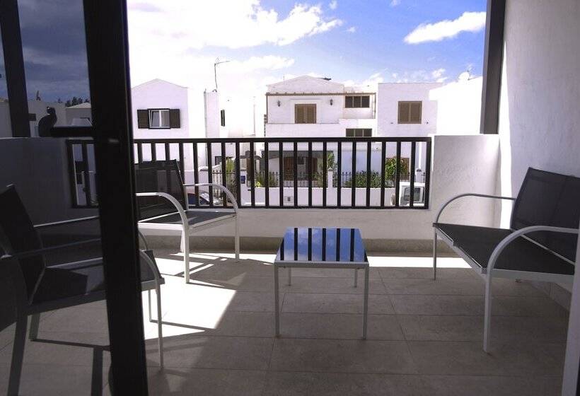 بنسيون Magma Rooms Playa Honda