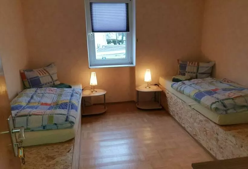 ペンション Monteurzimmer Hoffmann