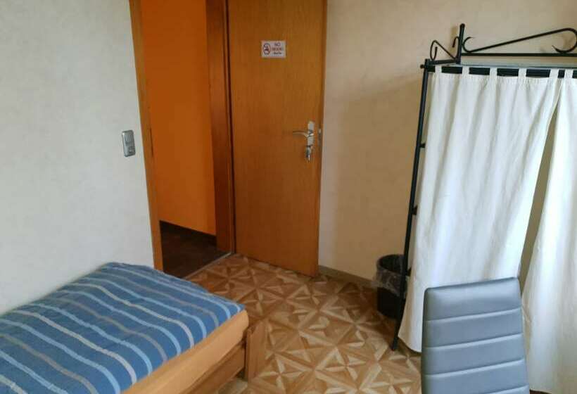 פנסיון Monteurzimmer Hoffmann