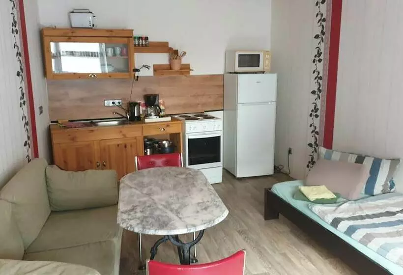 ペンション Monteurzimmer Hoffmann