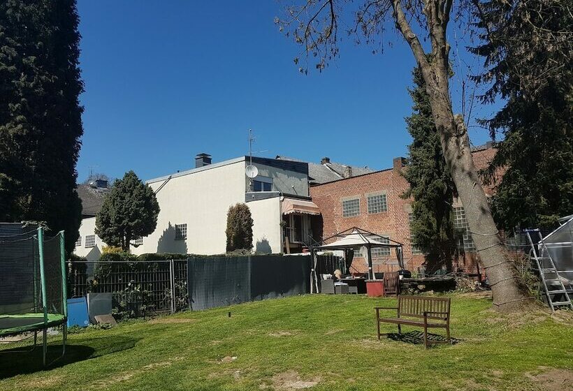 פנסיון Monteurzimmer Hoffmann