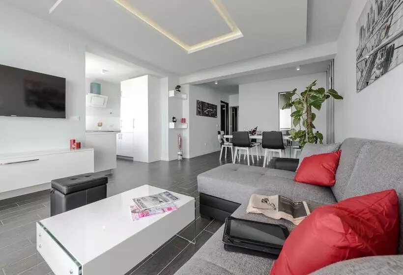 Viktorija Apartment