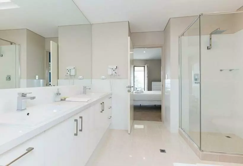 The White Pearl Penthouse