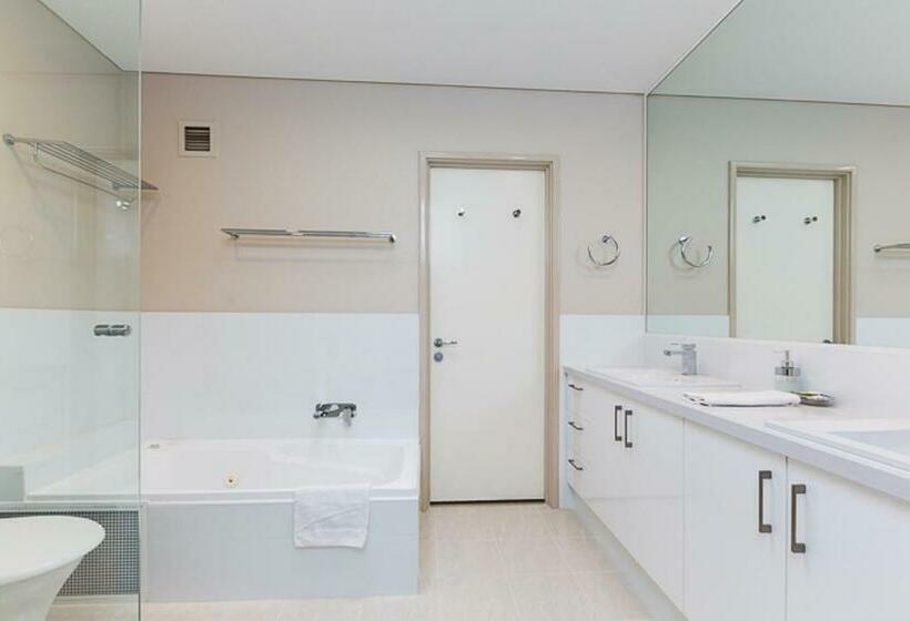 The White Pearl Penthouse