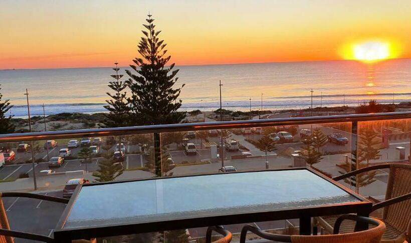 The White Pearl Penthouse