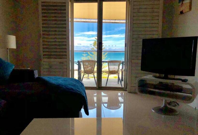 The White Pearl Penthouse