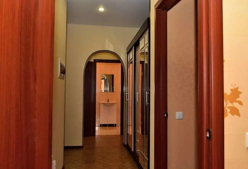 Apartment On Moskovskoye Shosse 33