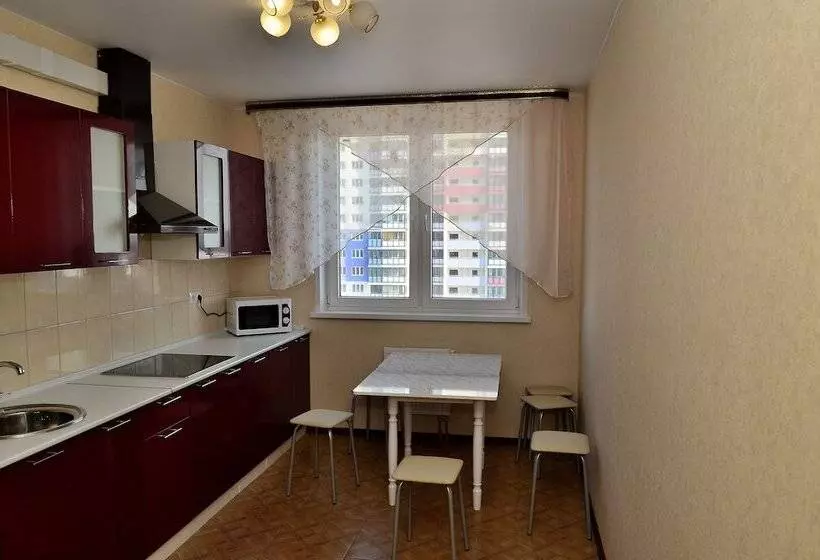 Apartment On Moskovskoye Shosse 33