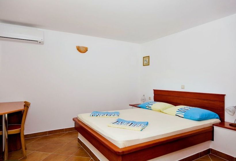 Apartments Sladojevic