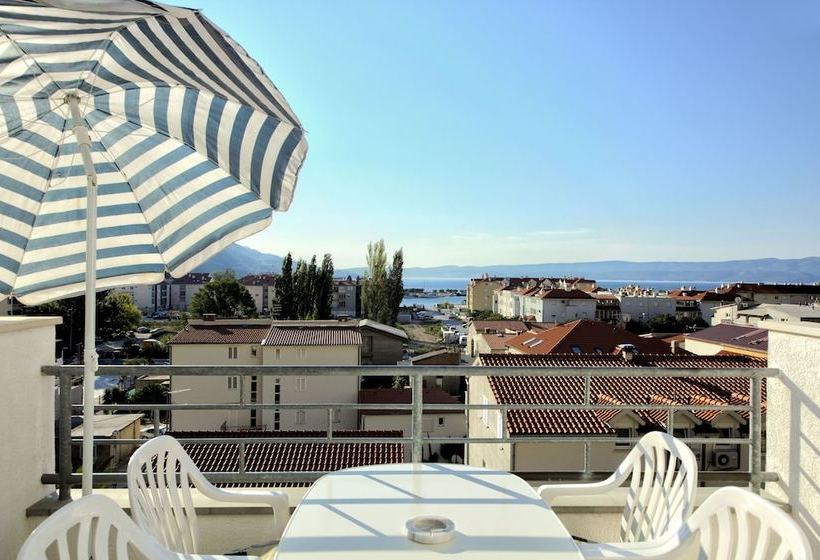 Apartments Sladojevic