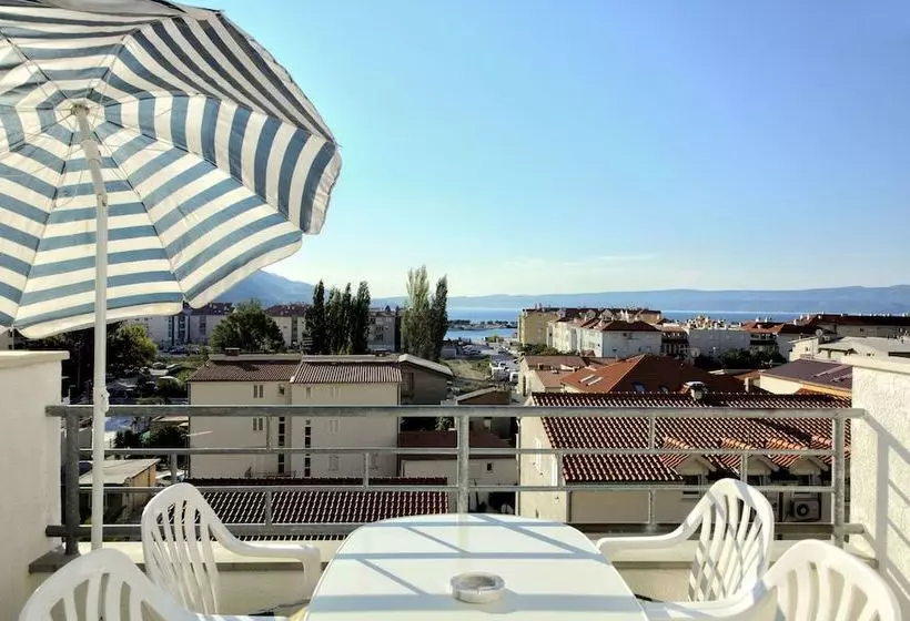 Apartments Sladojevic