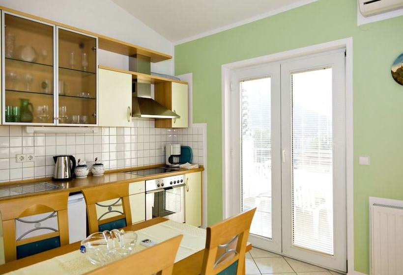 Apartments Sladojevic