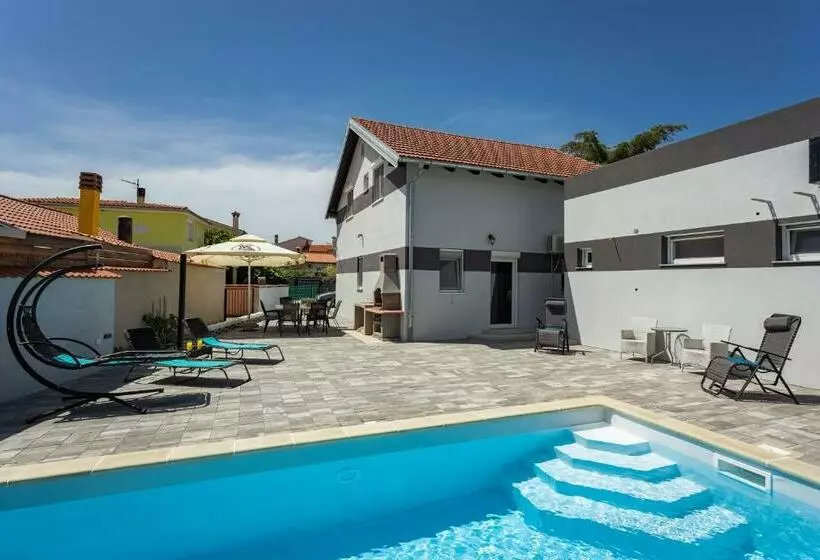 Holiday Home Damjan