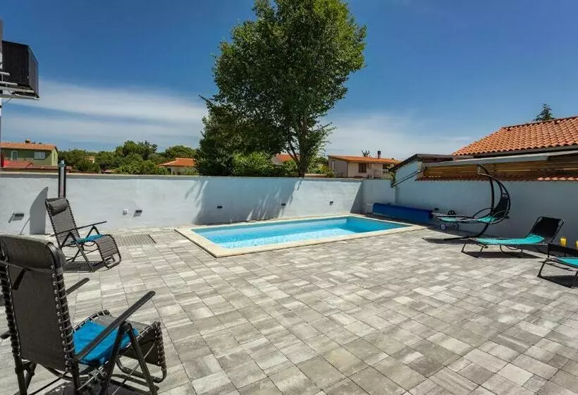 Holiday Home Damjan