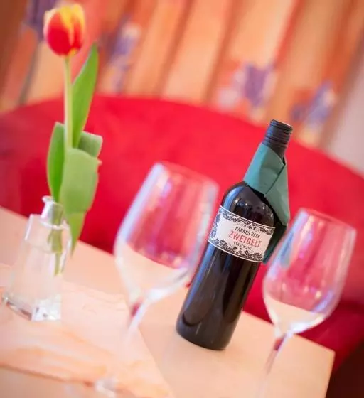 ホテル Zum Kirchenwirt Mariazell