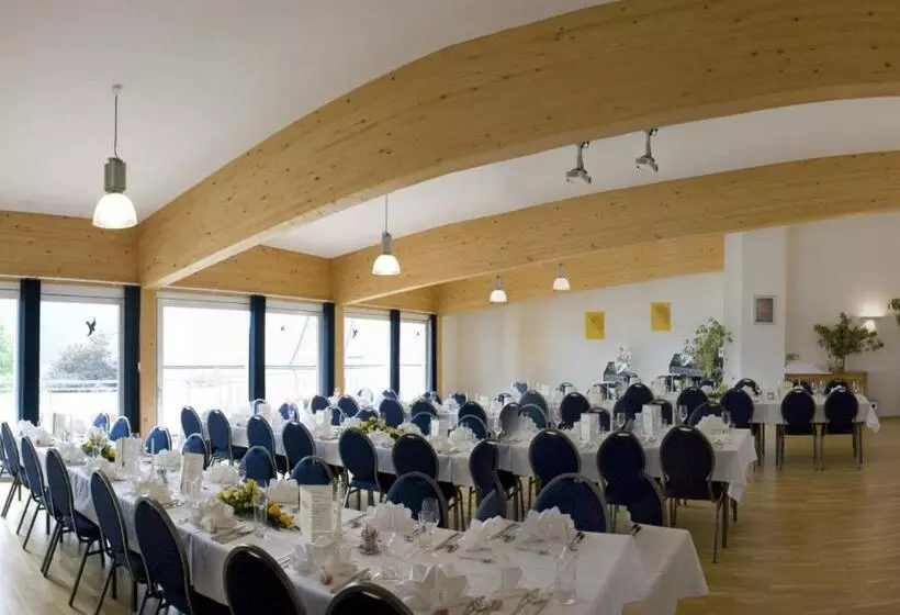 ホテル Zum Kirchenwirt Mariazell