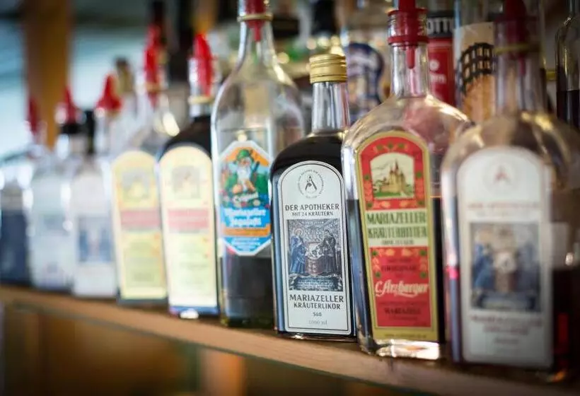 ホテル Zum Kirchenwirt Mariazell