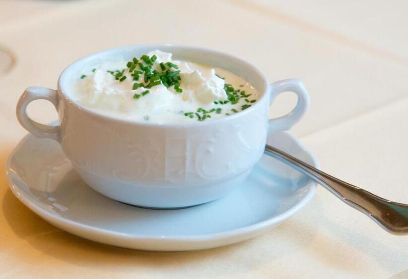 בית מלון כפרי Zum Kirchenwirt Mariazell