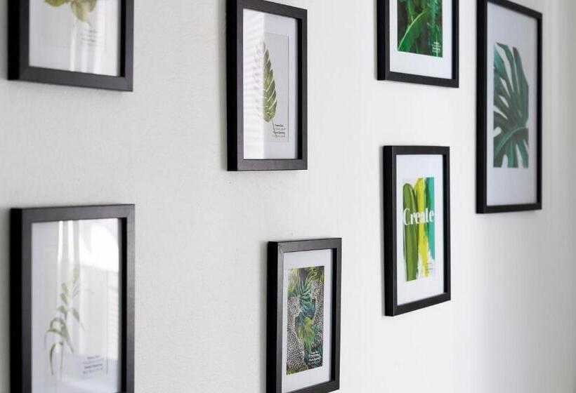 Manly Beachfront Apartment