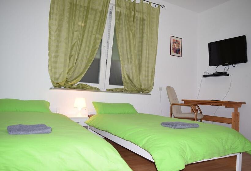 펜션 Roomrental   Zimmervermietung