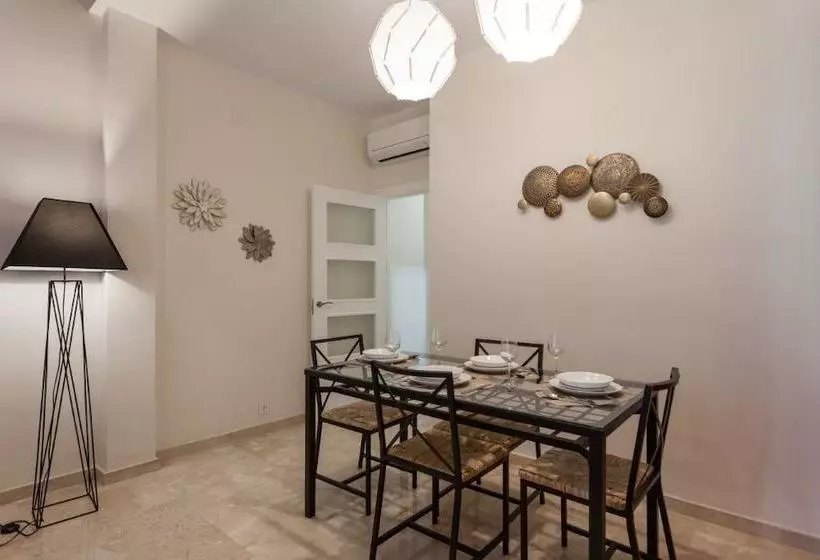 Apartamento De Lujo En Antiguo Convento