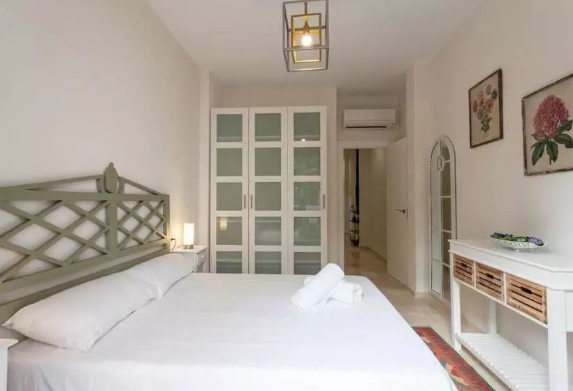 Apartamento De Lujo En Antiguo Convento