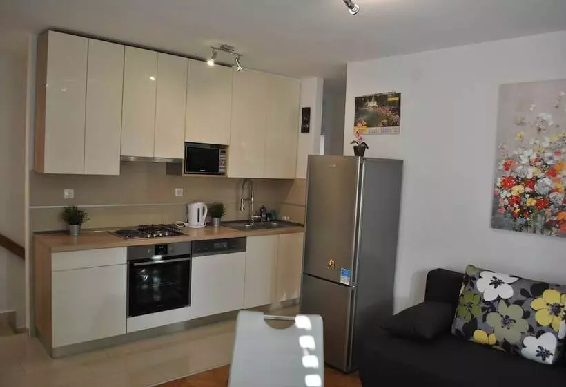 Apartments On The Square