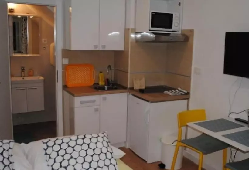 Apartments On The Square