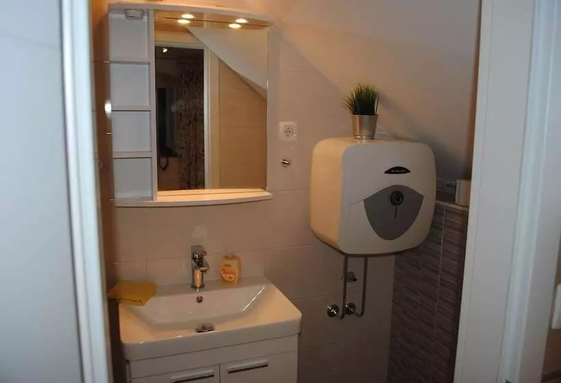 Apartments On The Square