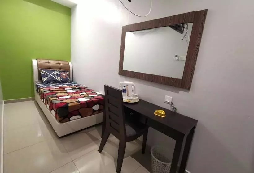ホテル Ghazrins Pengerang