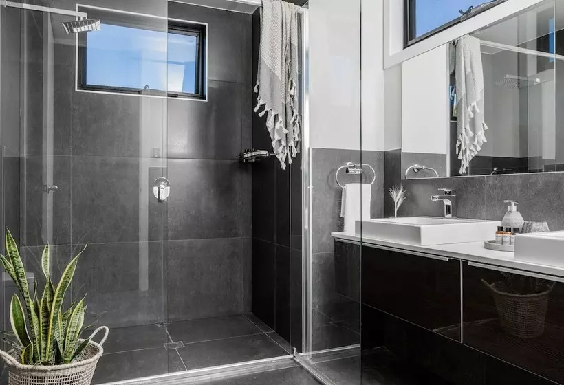 A Perfect Stay   Catalinas