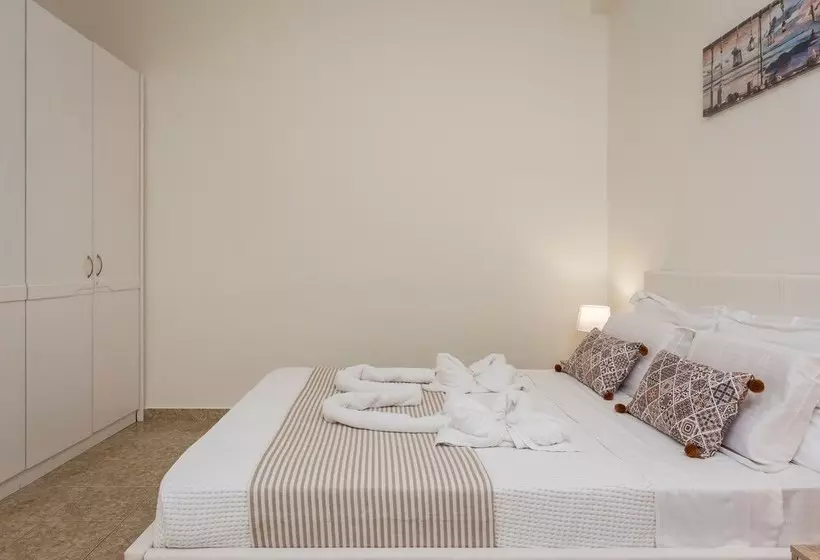 Athina S House