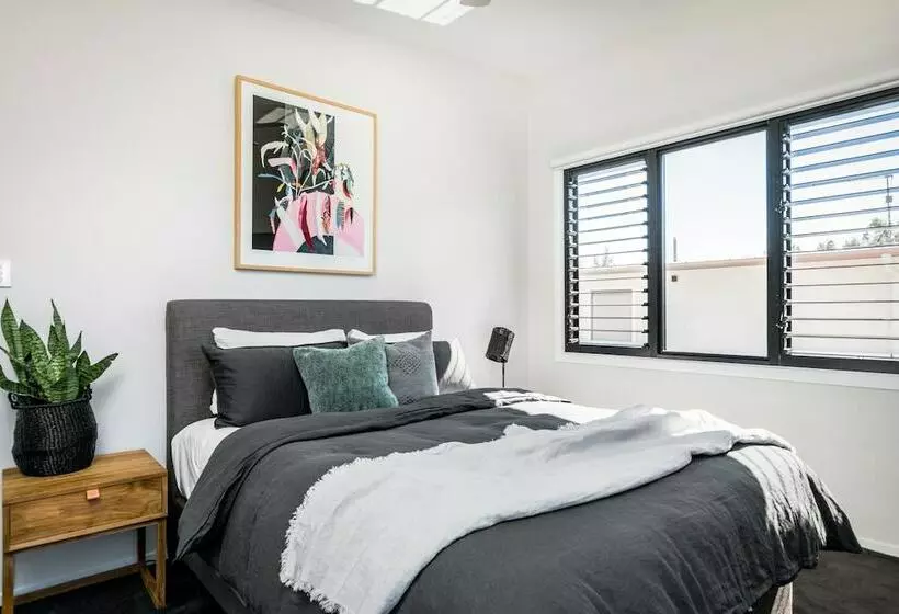 A Perfect Stay   Catalinas