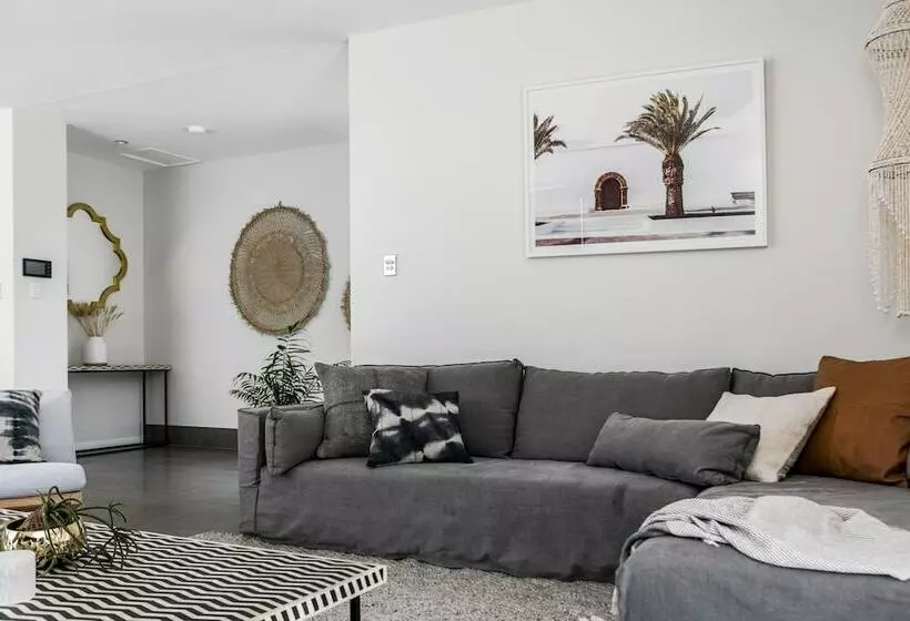 A Perfect Stay   Catalinas